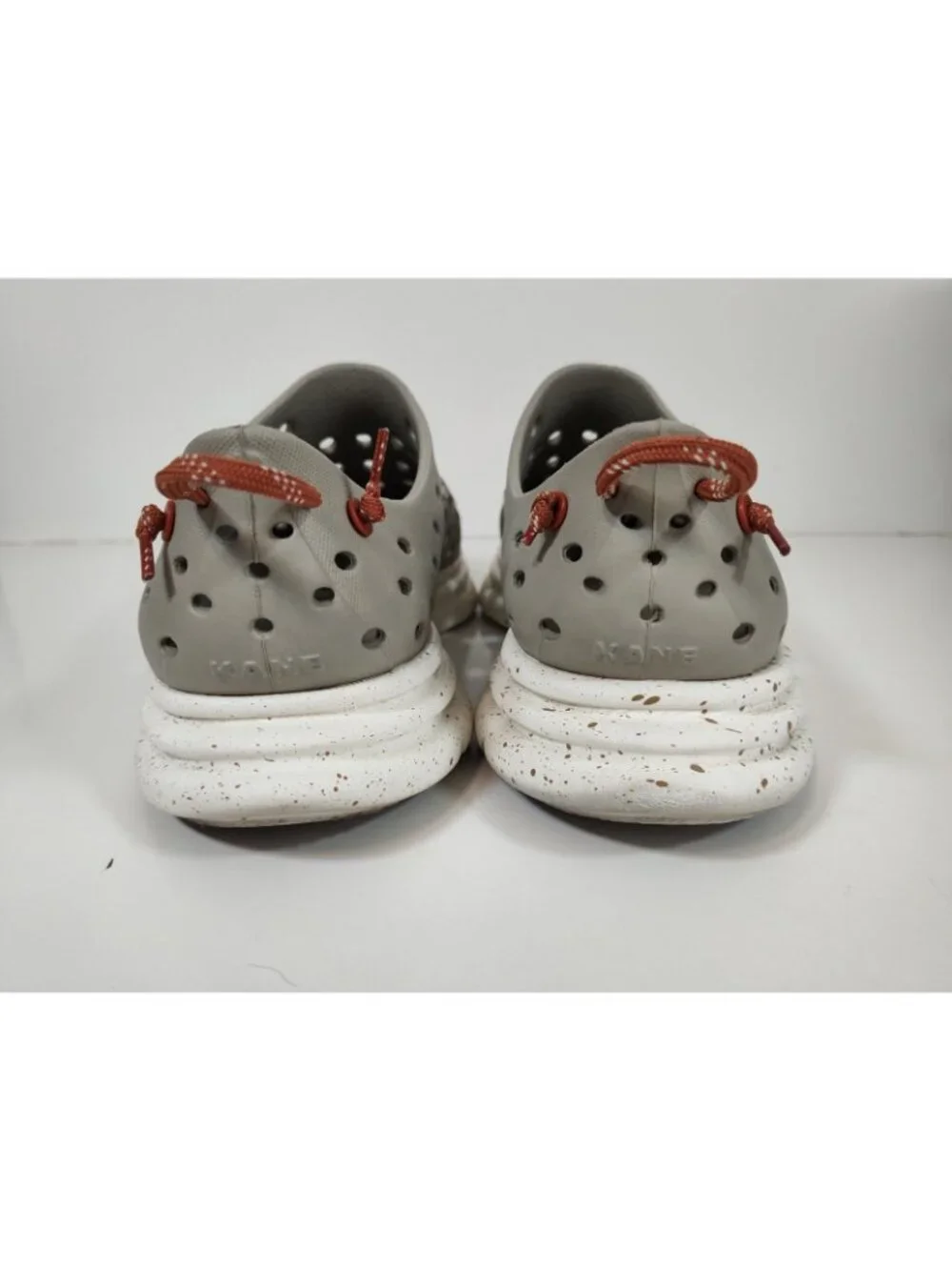 Kane Revive Active Recovery Shoes Men's 11 Gray Speckled Post Workout - Picture 4 of 9